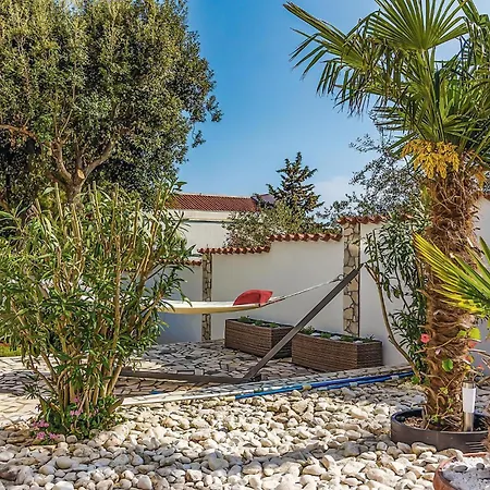 Lejlighed 1 Bedroom In Banjole